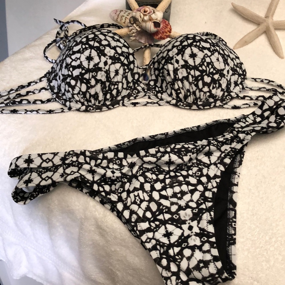 NWOT BIKINI